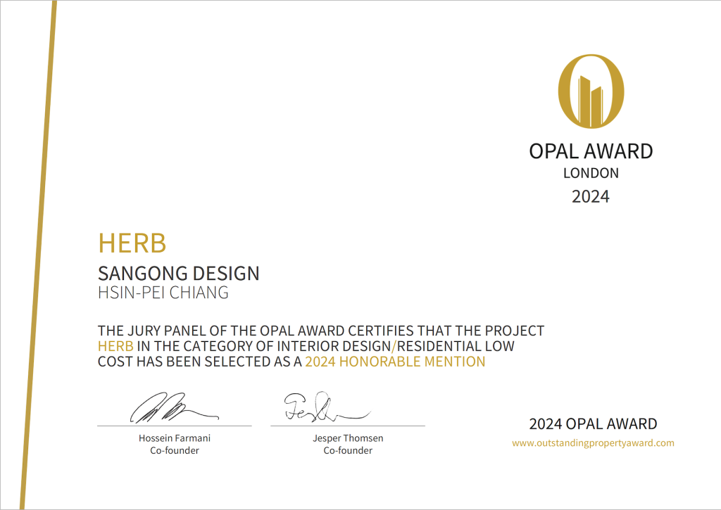 London Opal Award.png